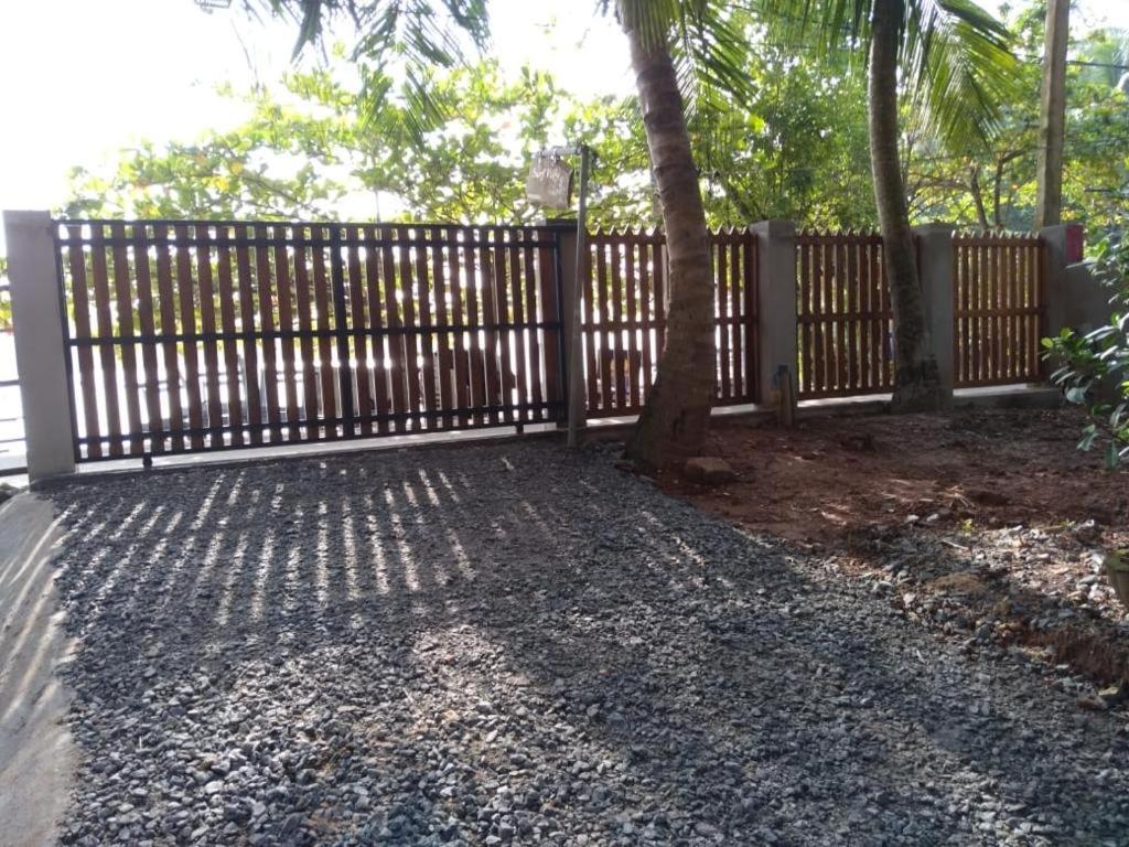 Surf Villa Hiriketiya Матара Екстериор снимка